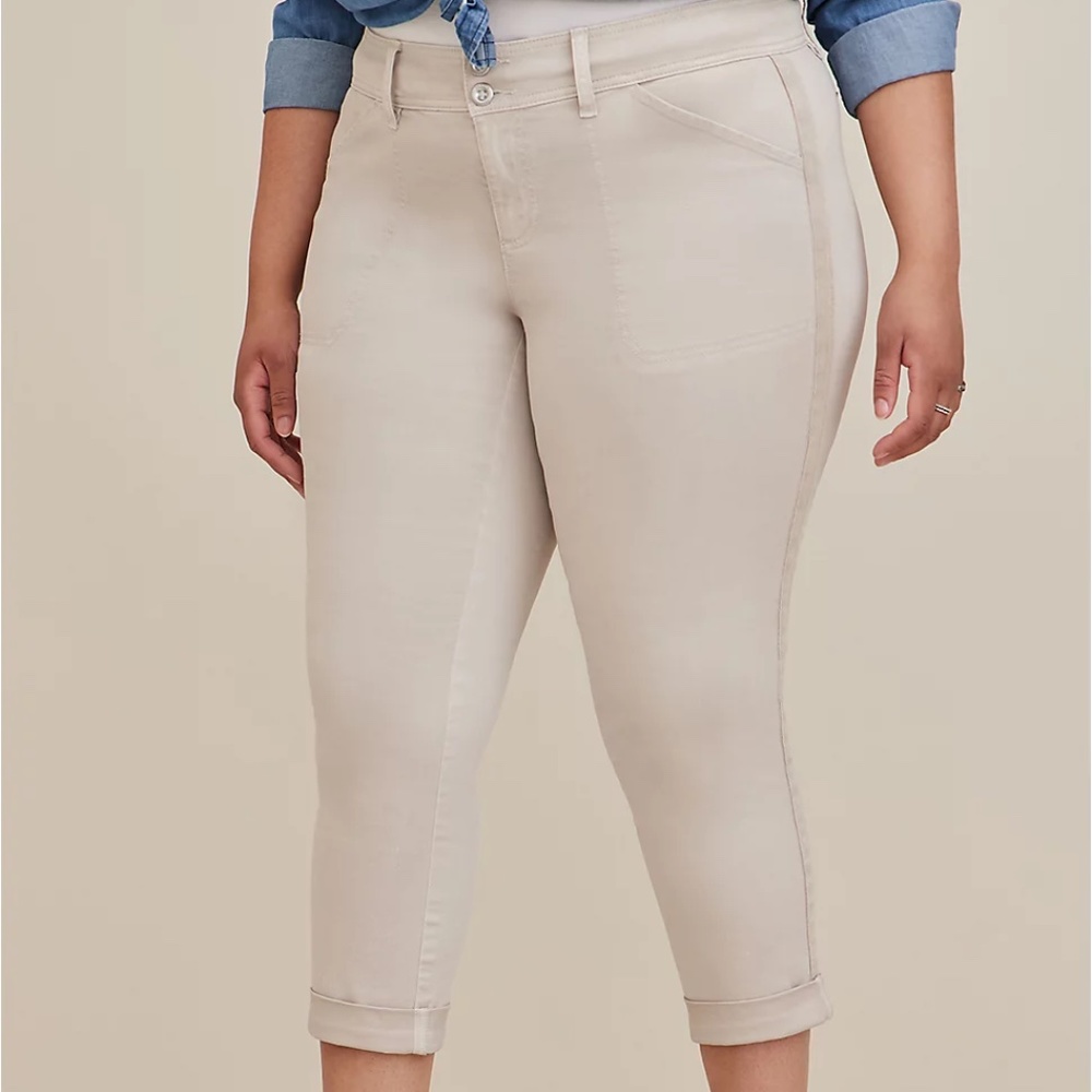 Torrid Stone Wash Aviator Twill Crop Pant NWT Size 24